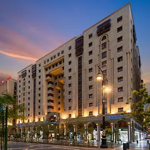 Golden Tulip Al Shakreen Otel